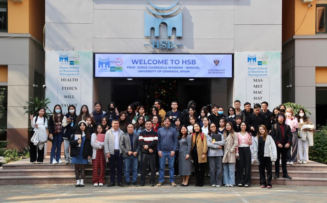 Tìm hiểu về kinh tế hạnh phúc trong thế giới toàn cầu hóa cùng GS. Jorge Guardiola