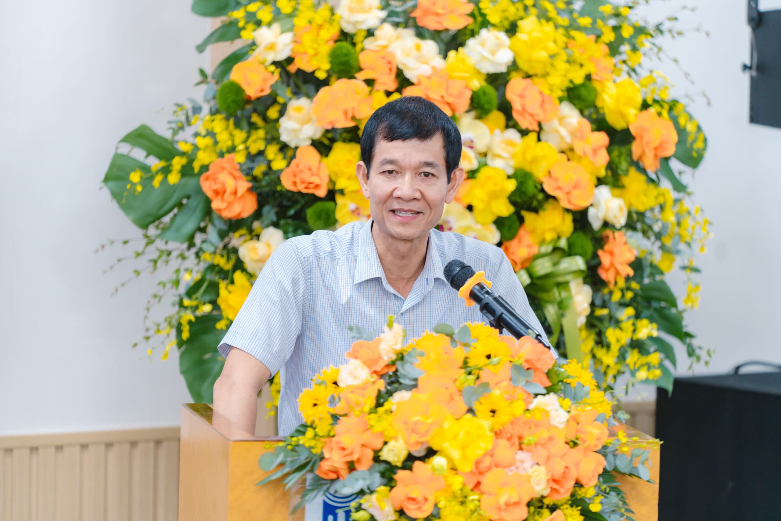 Lễ Kỷ niệm Ngày Hội Cựu sinh viên (AC - HSB) và Chào mừng Ngày Nhà giáo Việt Nam 20/11