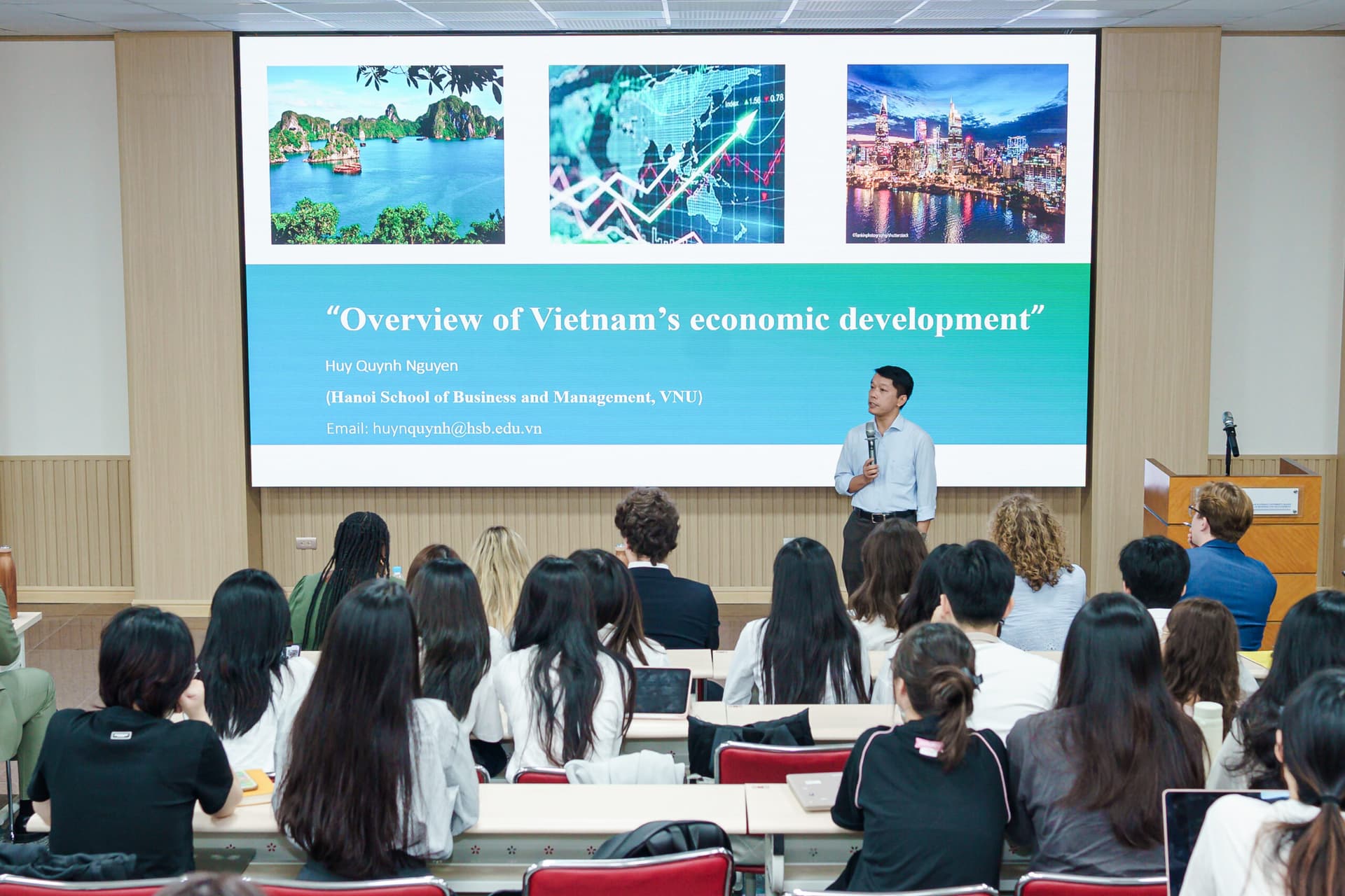 Hướng dẫn xác nhận nhập học tại Trường Quản trị và Kinh doanh, ĐHQGHN