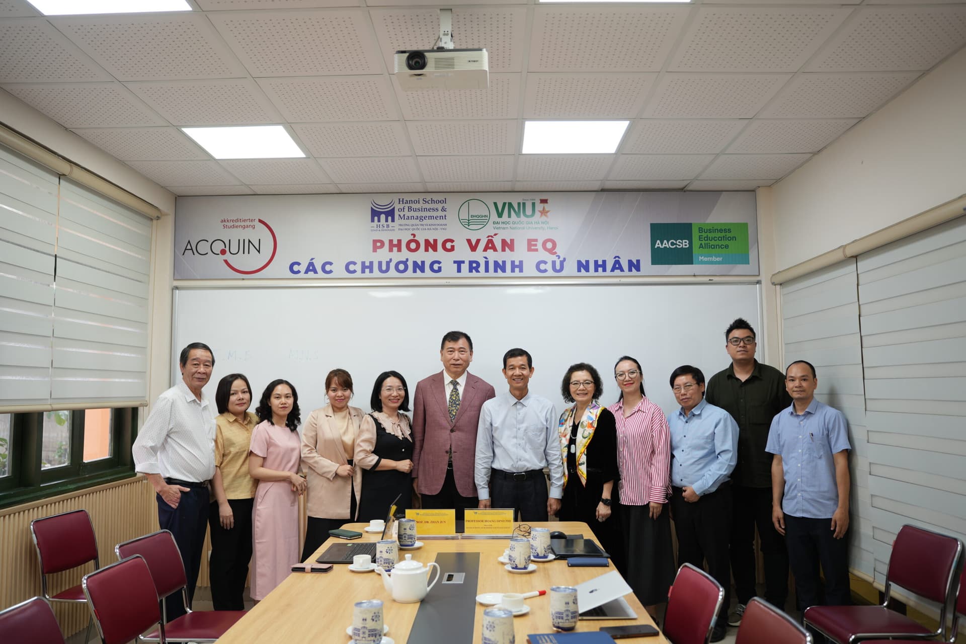 HSB Welcomes Professor Zhan Jun from Shanghai Maritime University